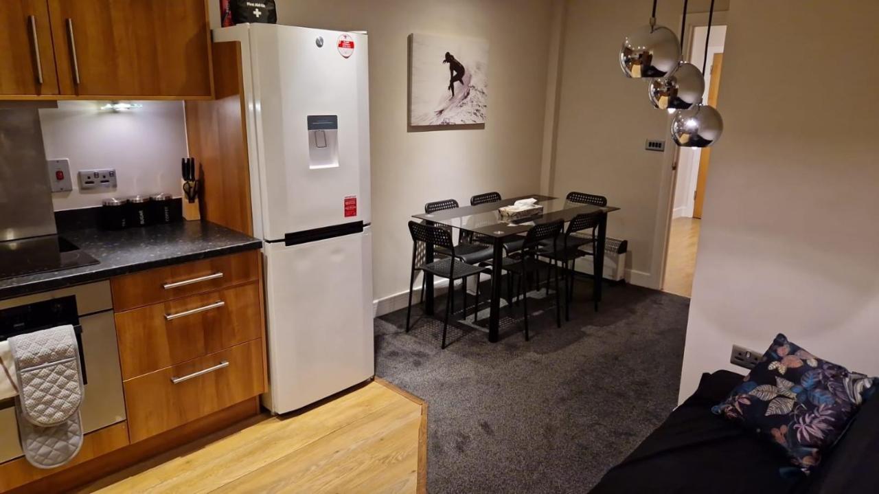 Birmingham Amethyst, 3 Bedroom Apartment 外观 照片